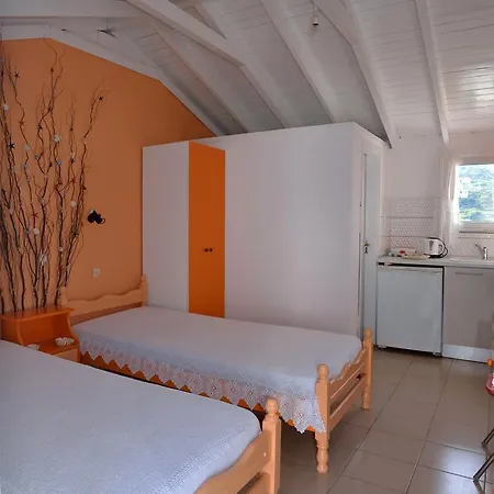 Studios Soula Alonnisos Town Room photo