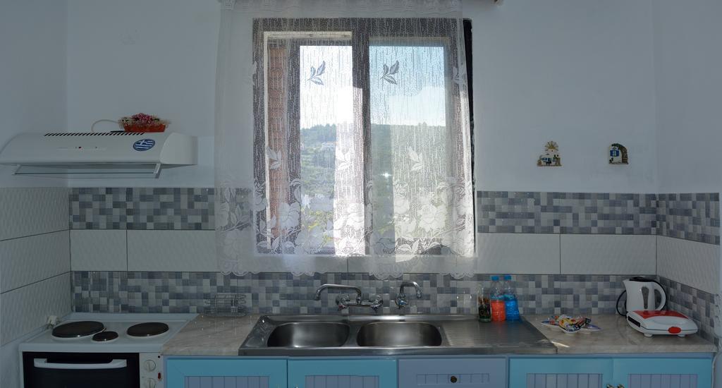Soula * Alonnisos Town